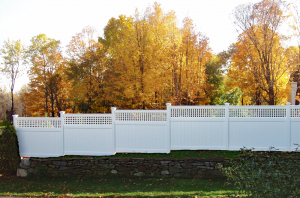 Ultra Privacy Fence with Horizontal Vertical Lattice Topper F-FVV-16